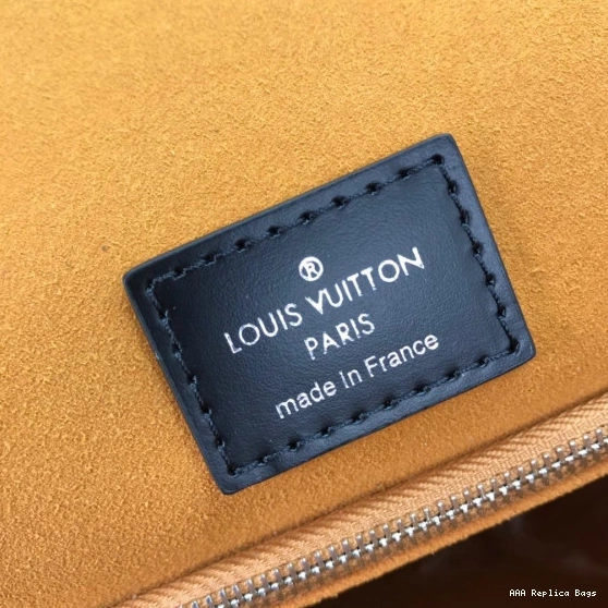 Aaa replica ru GRENELLE VUITTON LOUIS MM 0710